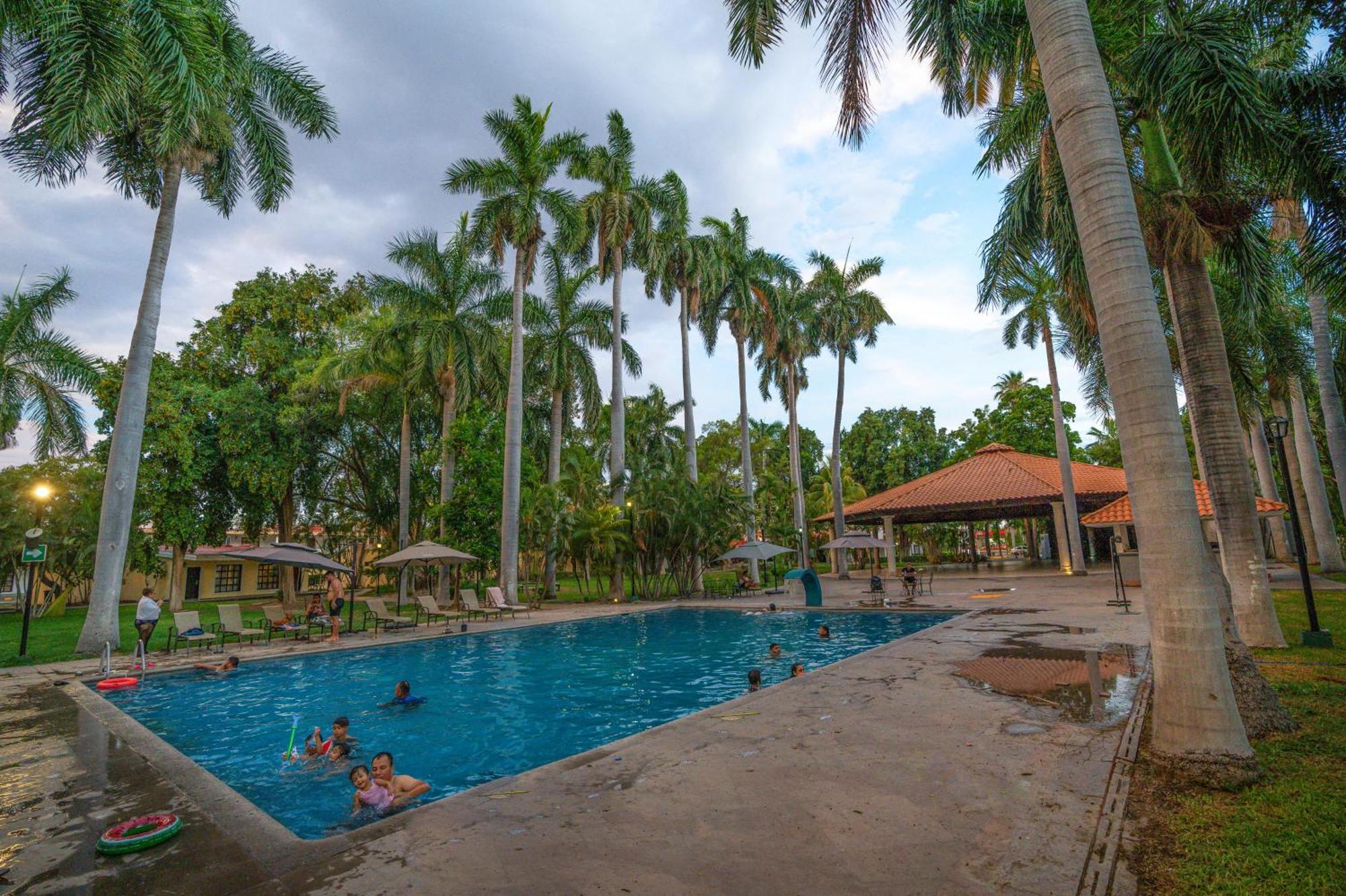 Hotel Inhouse Select Hacienda Tres Rios à Culiacán Extérieur photo
