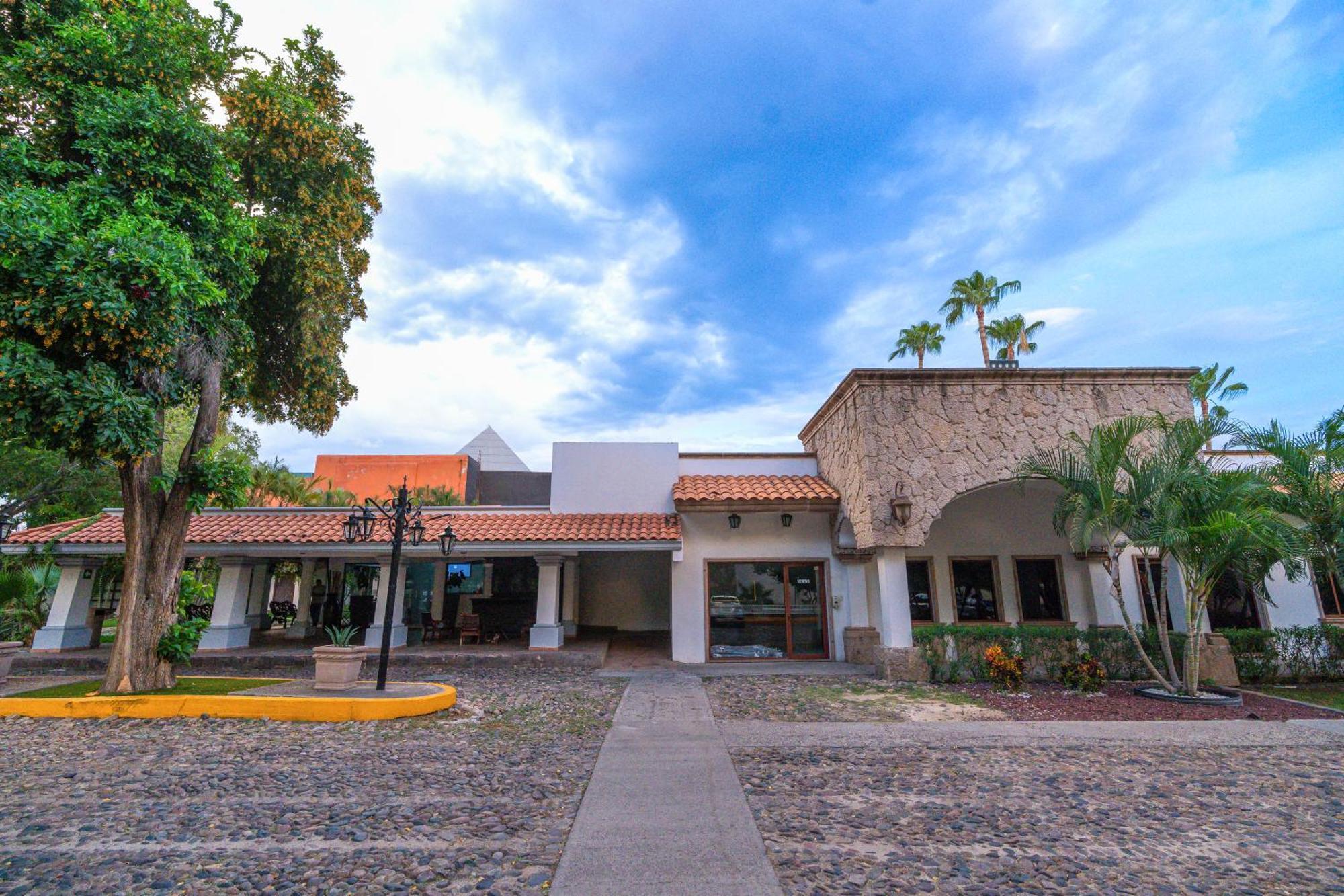 Hotel Inhouse Select Hacienda Tres Rios à Culiacán Extérieur photo