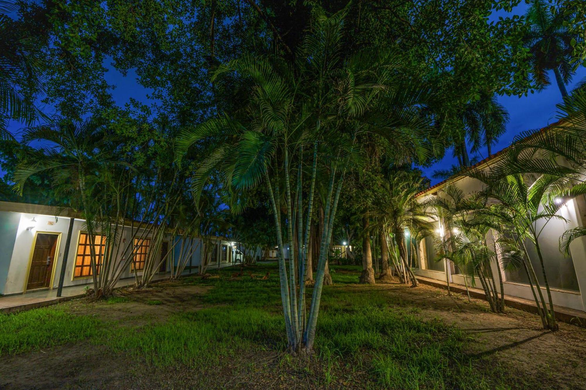 Hotel Inhouse Select Hacienda Tres Rios à Culiacán Extérieur photo