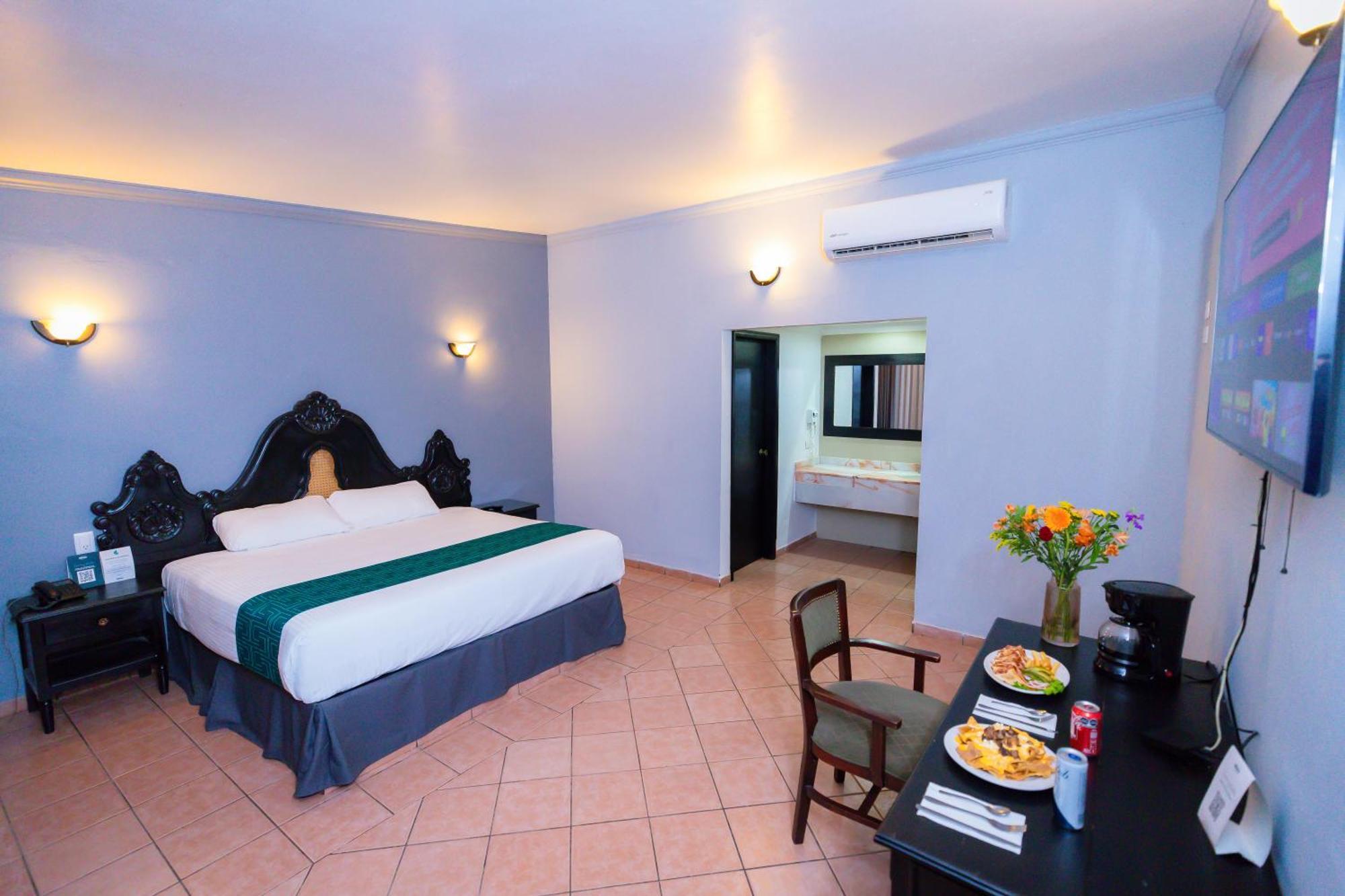 Hotel Inhouse Select Hacienda Tres Rios à Culiacán Extérieur photo
