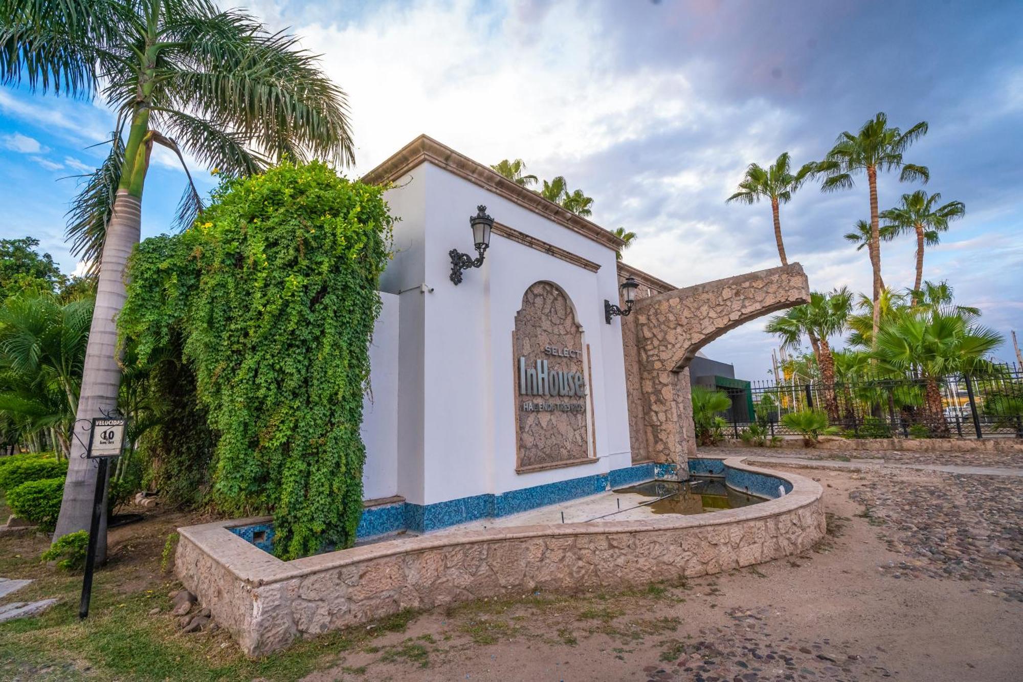 Hotel Inhouse Select Hacienda Tres Rios à Culiacán Extérieur photo