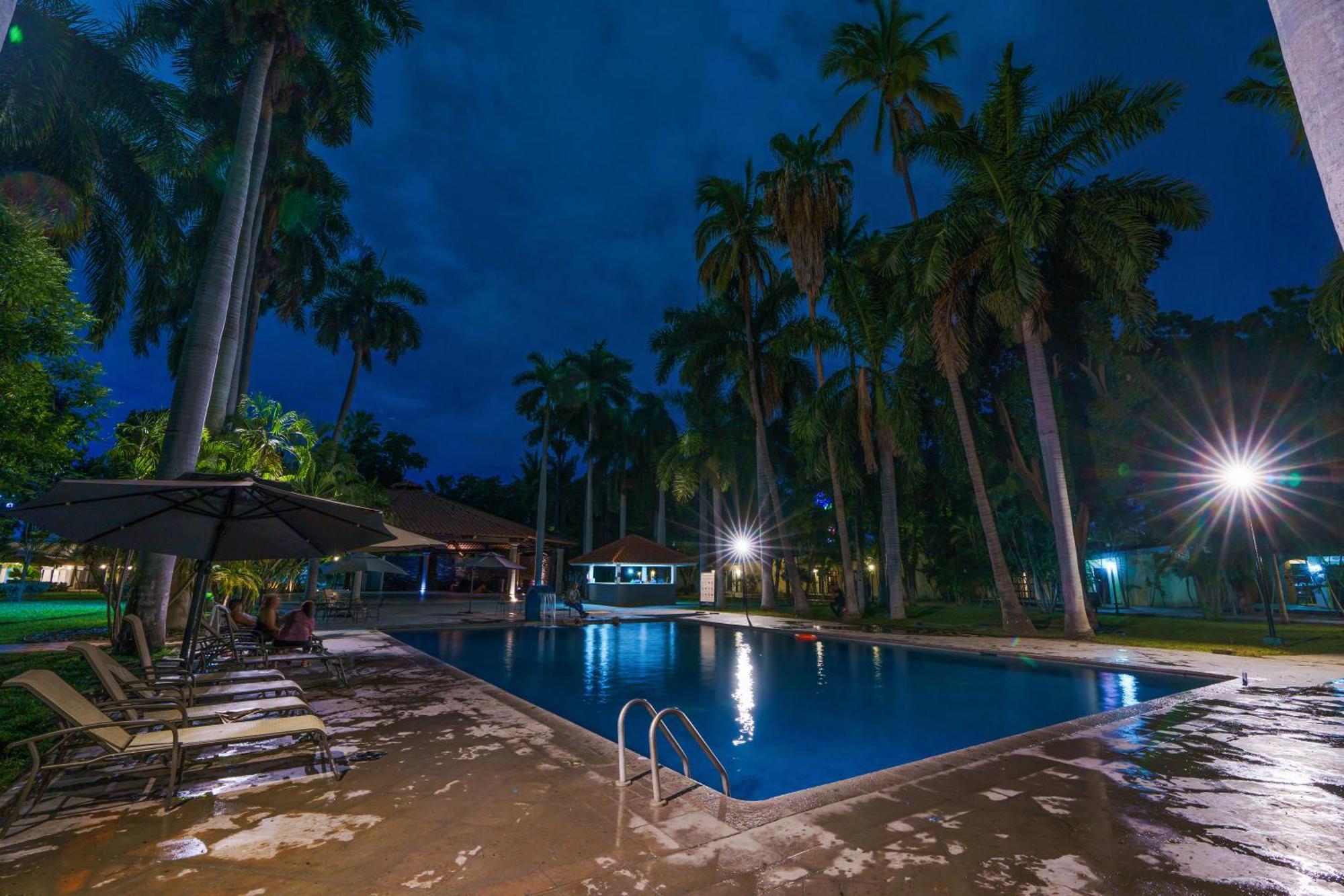 Hotel Inhouse Select Hacienda Tres Rios à Culiacán Extérieur photo
