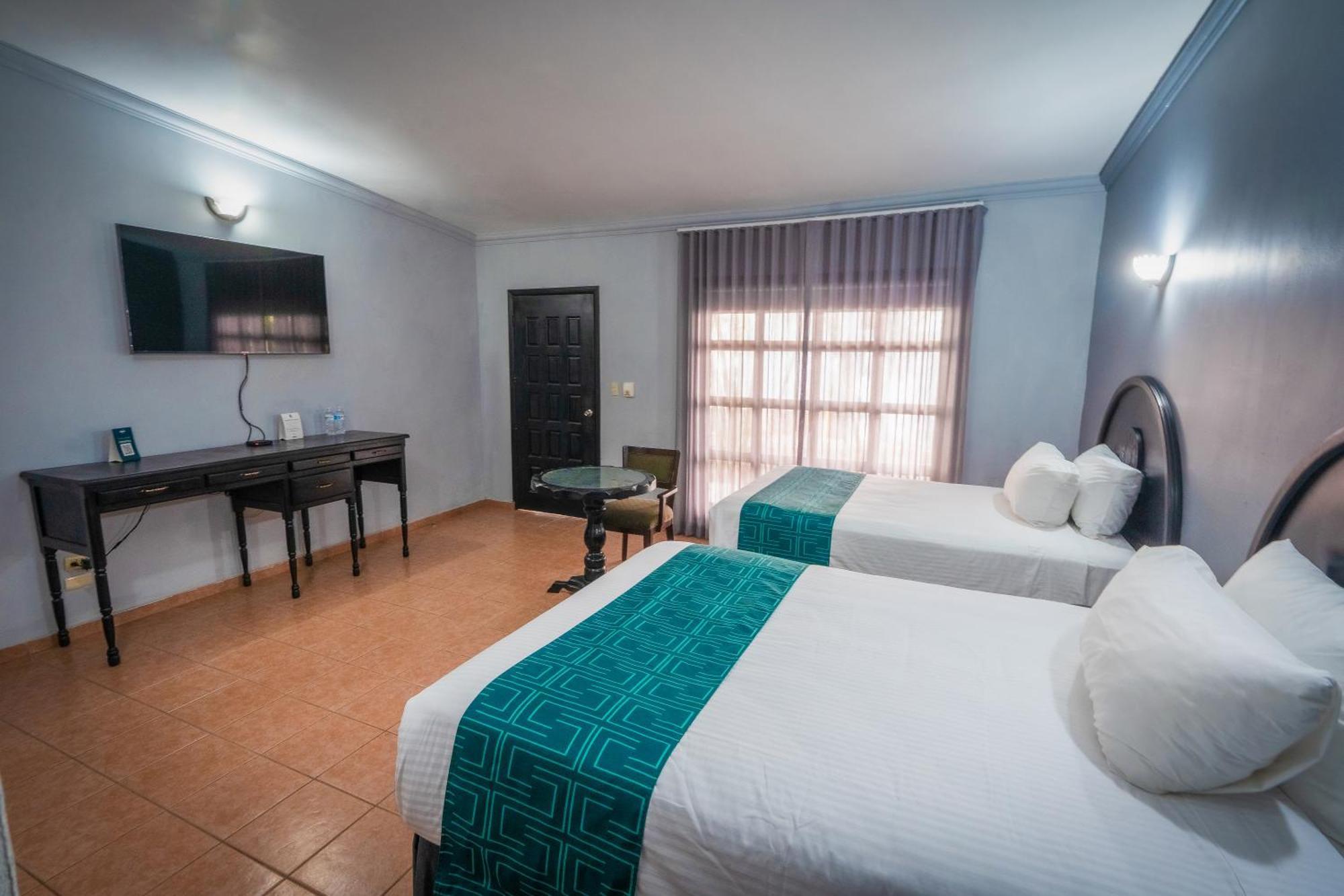 Hotel Inhouse Select Hacienda Tres Rios à Culiacán Extérieur photo