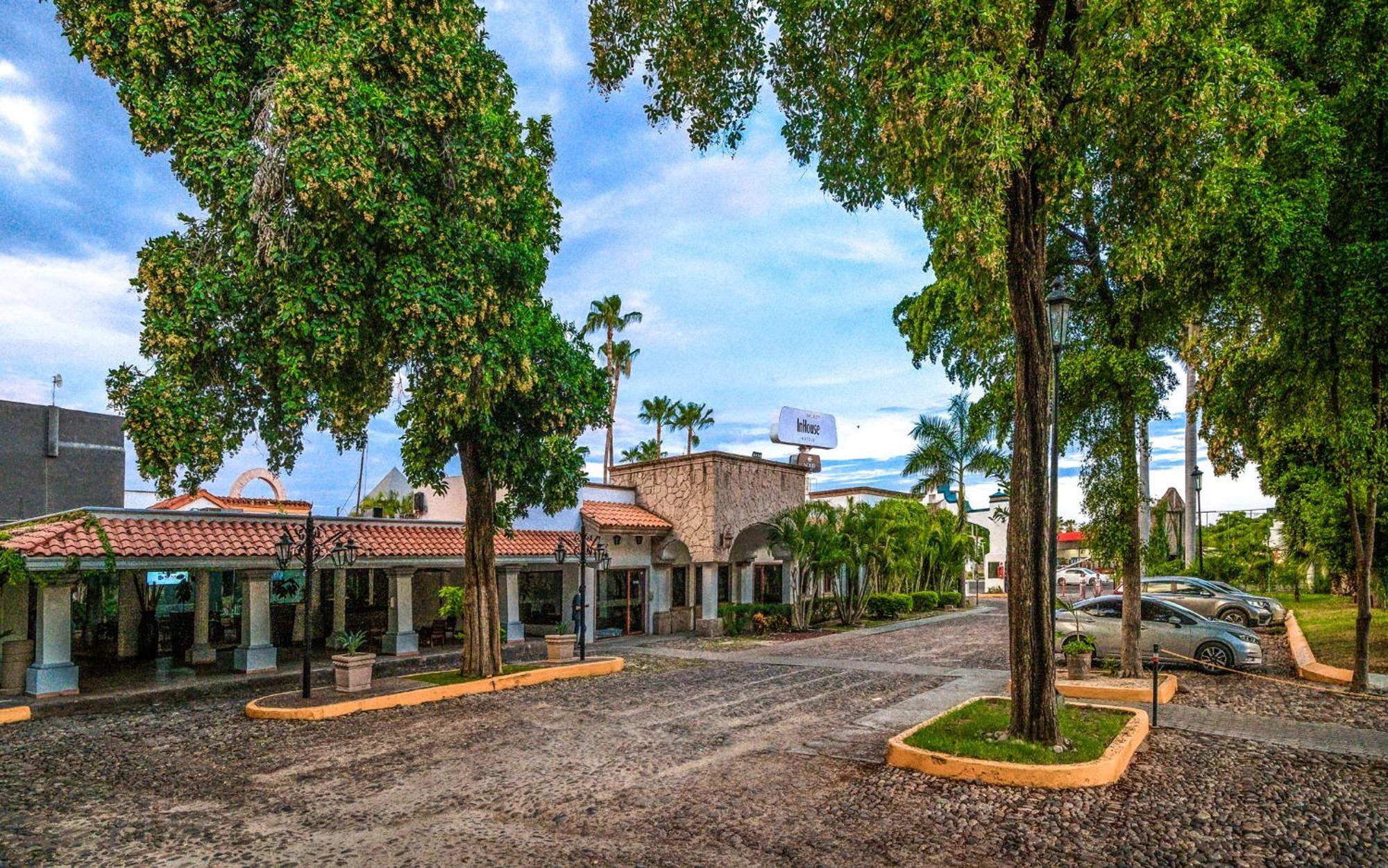 Hotel Inhouse Select Hacienda Tres Rios à Culiacán Extérieur photo