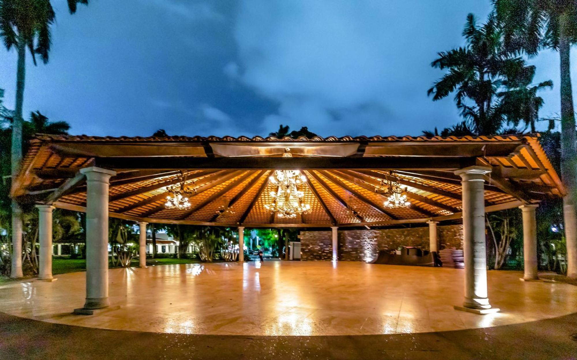 Hotel Inhouse Select Hacienda Tres Rios à Culiacán Extérieur photo