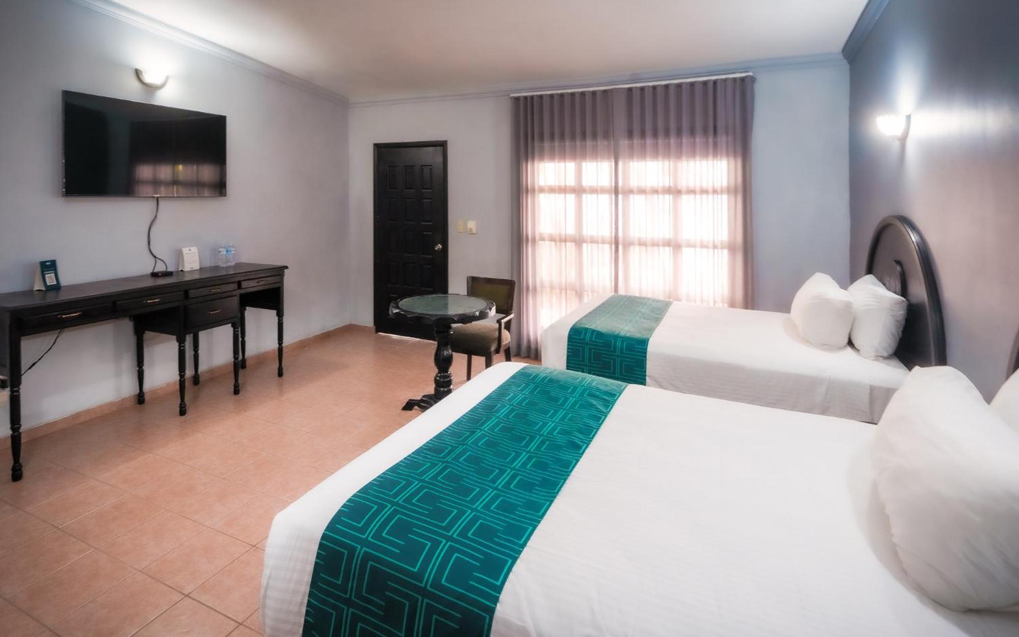 Hotel Inhouse Select Hacienda Tres Rios à Culiacán Extérieur photo